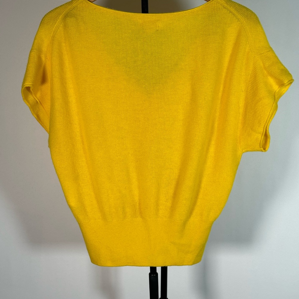 NEW. J. Crew Featherweight Cashmere V-neck T-shirt. 100% cashmere. Size … - Picture 4 of 4